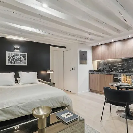 Apartment Duplex Quartier Du Louvre 75002